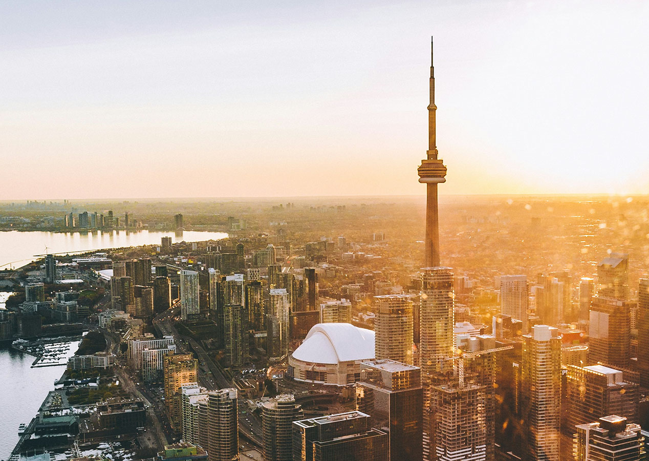 Toronto Toronto Real Estate - Helder Neiva, Real Estate Agent